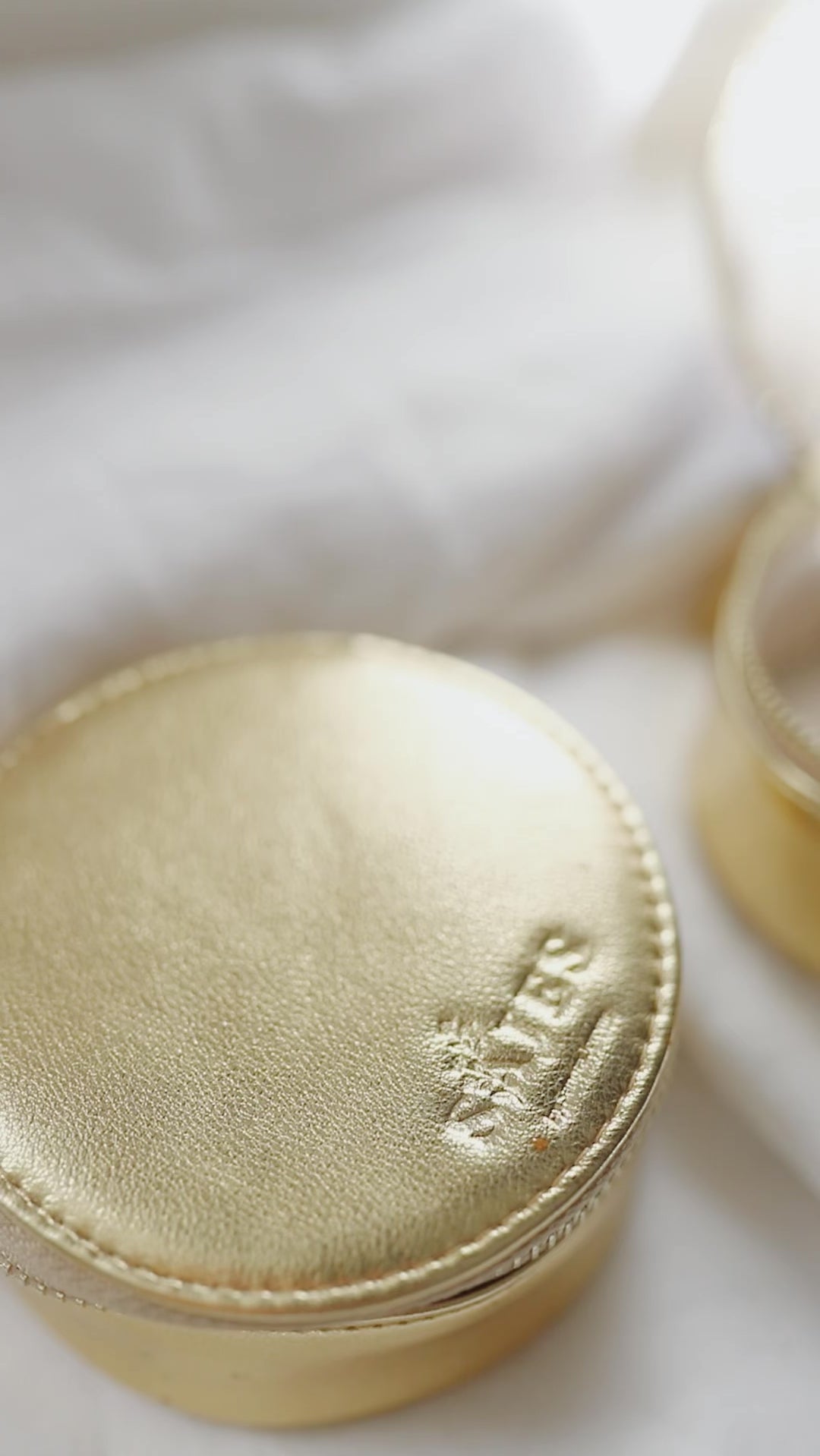 bijoux plaqué or - pochette voyage 